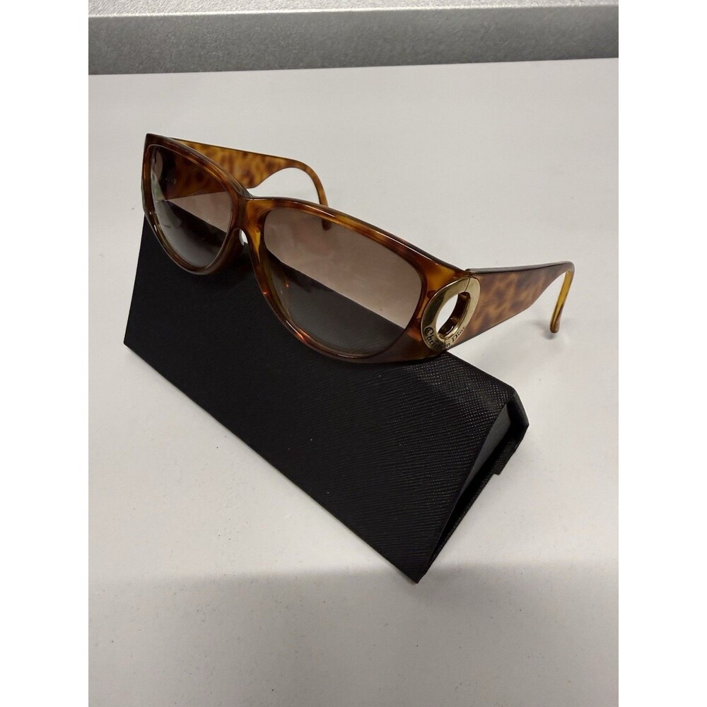 Christian Dior Brown Tortoise Oversized Gold Tone Sunglasses 2662A Vintage